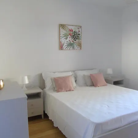 Homiday - Residenza Catucci Апартаменты *