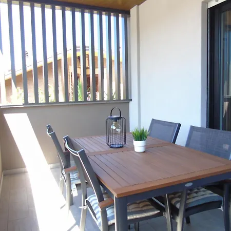 Homiday - Residenza Catucci Апартаменты Пинето